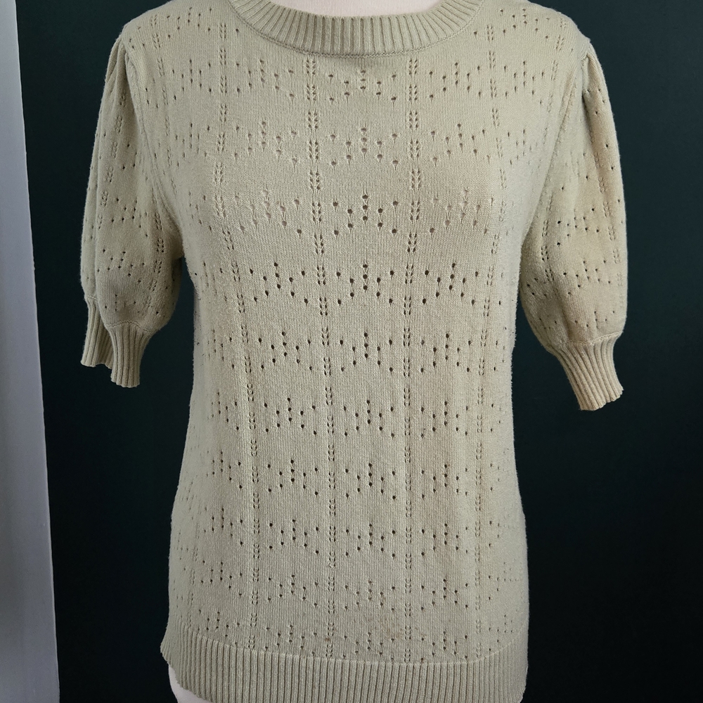 Light Green Knit Short-Sleeve Sweater